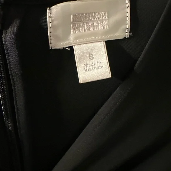 Elegant Black Nordstrom Rack Midi Dress - Picture 4 of 5